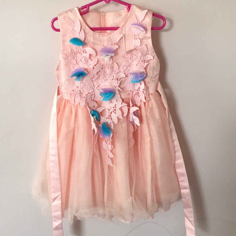 Beautiful Girl’s summer dress